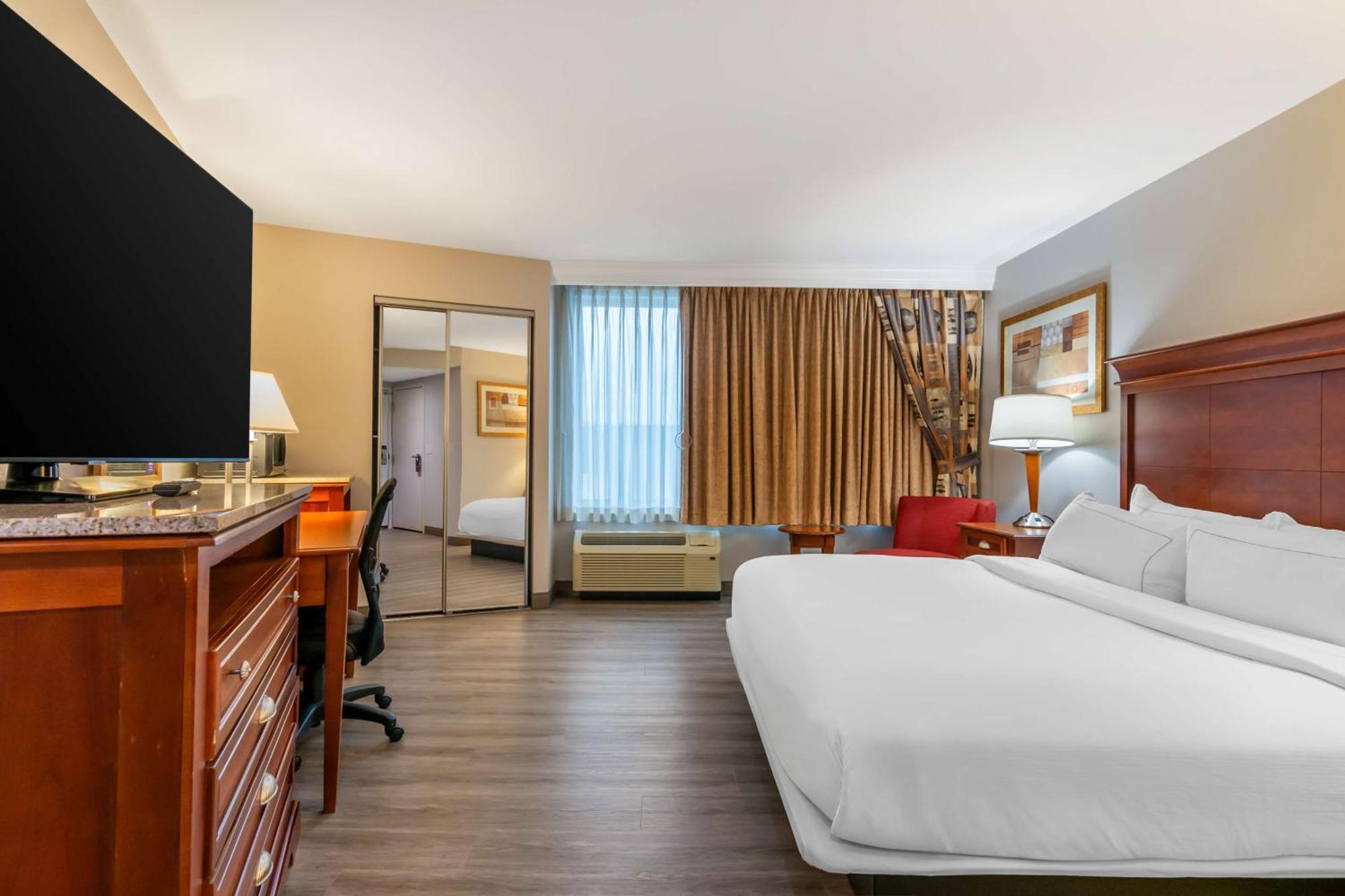 Doubletree By Hilton Jefferson Stadt Exterior foto